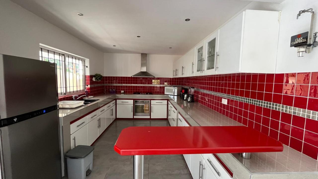 4 Bedrooms Penthouse 50 Meter To The Beach By Dream Escapes Pereybere Beach Exterior foto